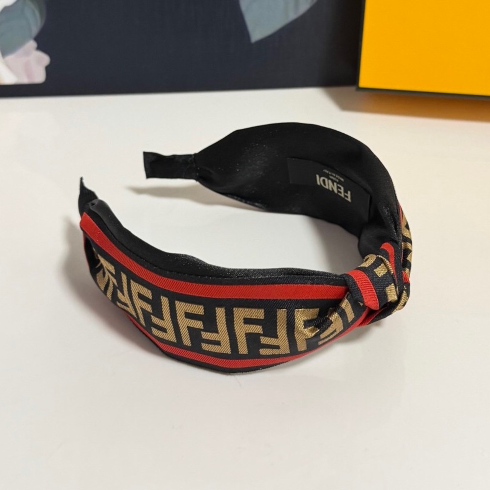 💝💝Fendi FF Monogram Knotted Headband Black Red Gold